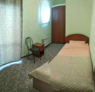 Гостиница Европа Ульяновск Двухместный номер с 2 отдельными кроватями и балконом-3